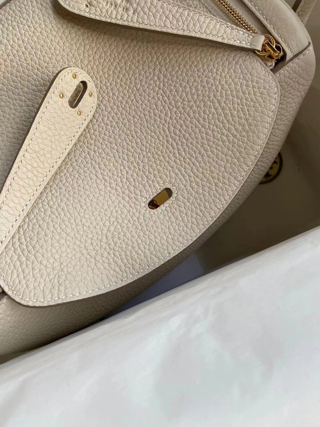 에르메스 린디백26 나타 화이트 금장 끌레망스 가죽